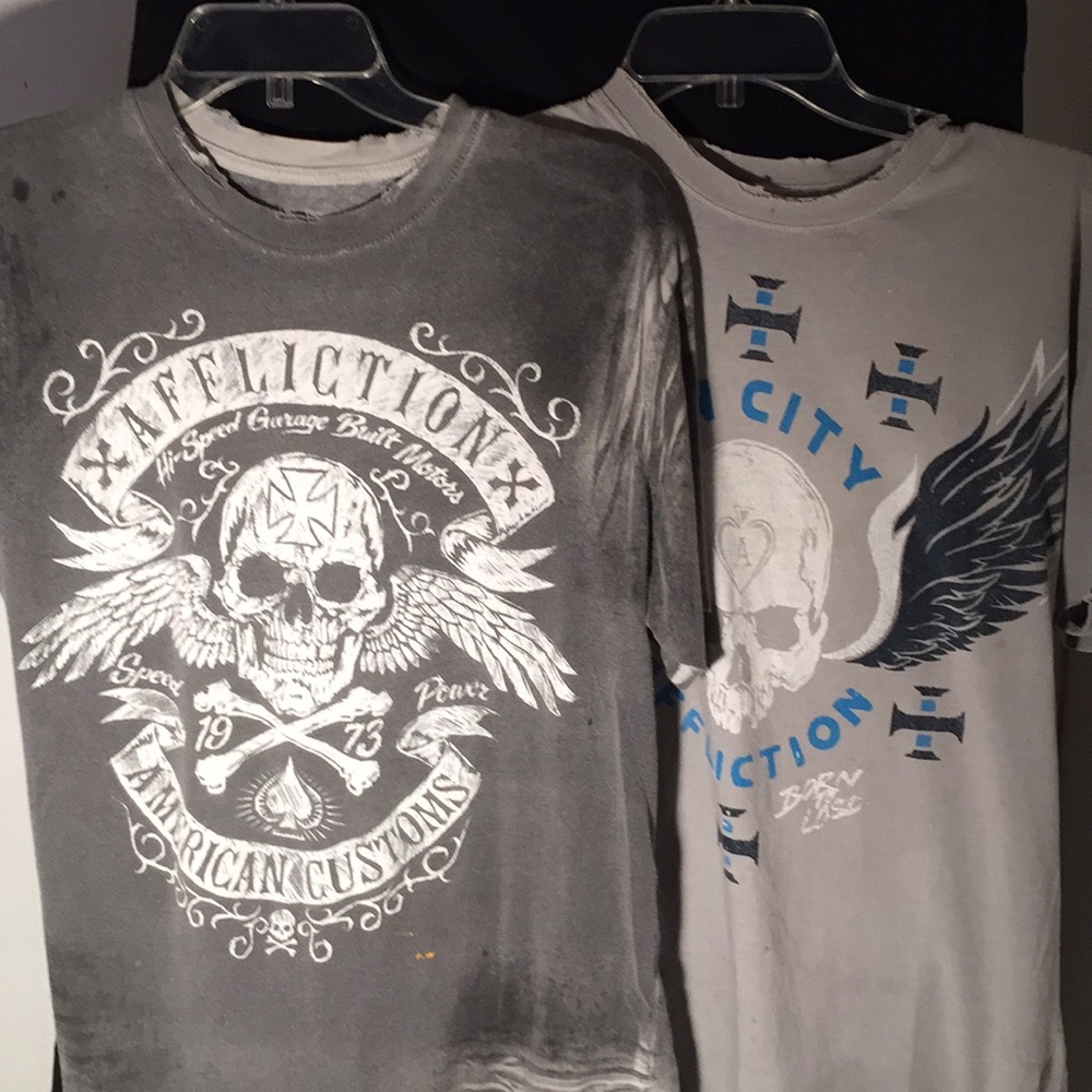 Men’s Affliction T-shirts size Med Bundle